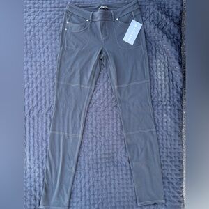 Athleta Bettona Jegging Black Mid Rise Athletic Pants MT NWT